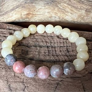 🎀 Host Pick🎀 New Lepidolite Cream Natural Quartz Stone Bracelet Beaded Stretchy